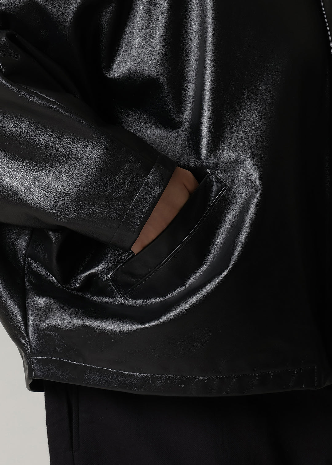 Matou Stand/C Leather Short Jacket