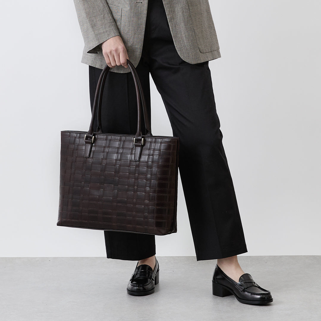 Antique Mesh Slim Tote