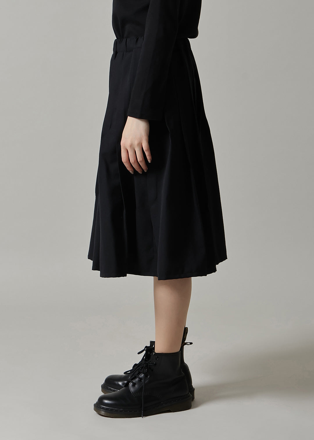 Yuragi Pleats Midi Skirt Trousering