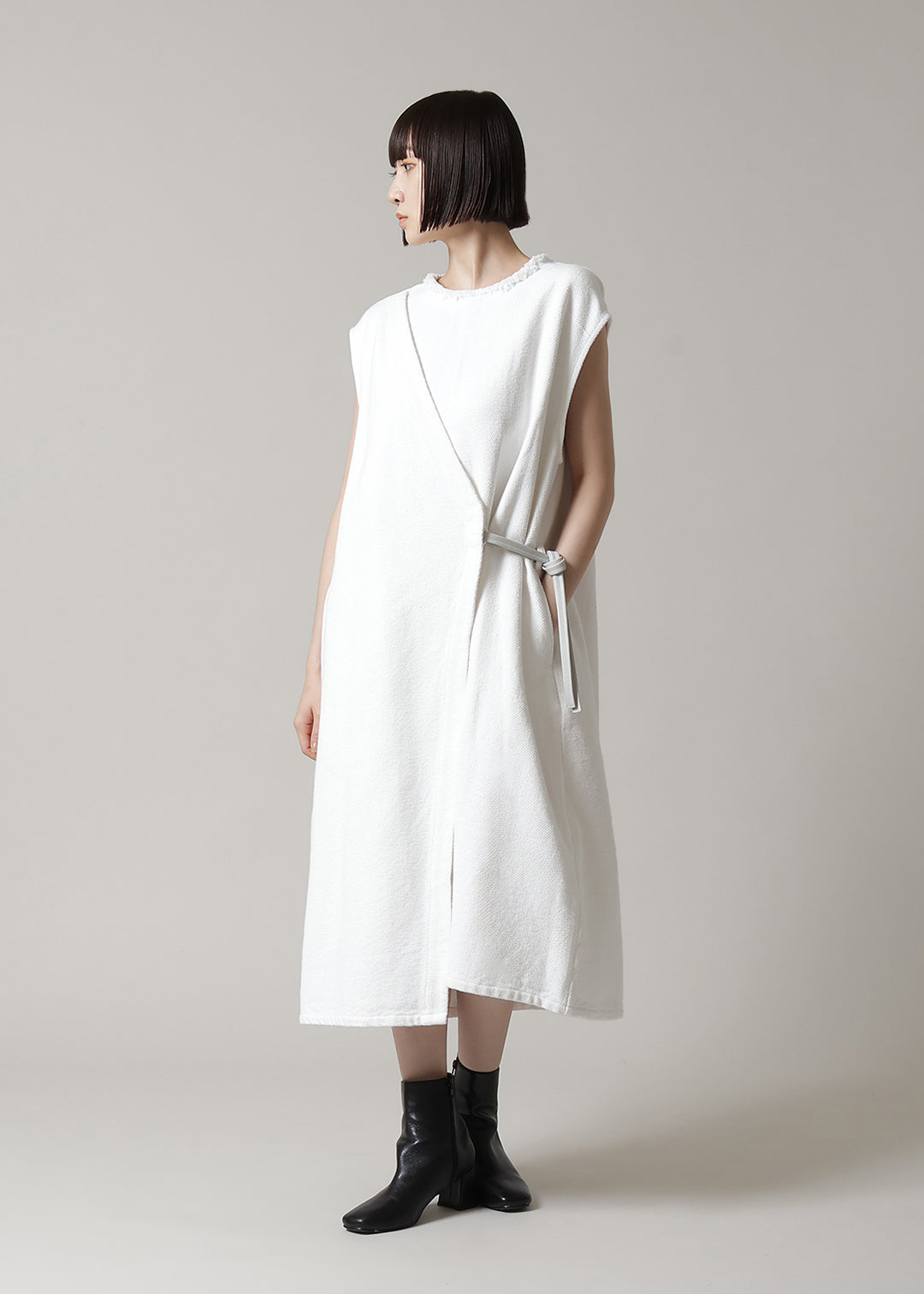 Obi No-sleeve One-piece 0 Khadi