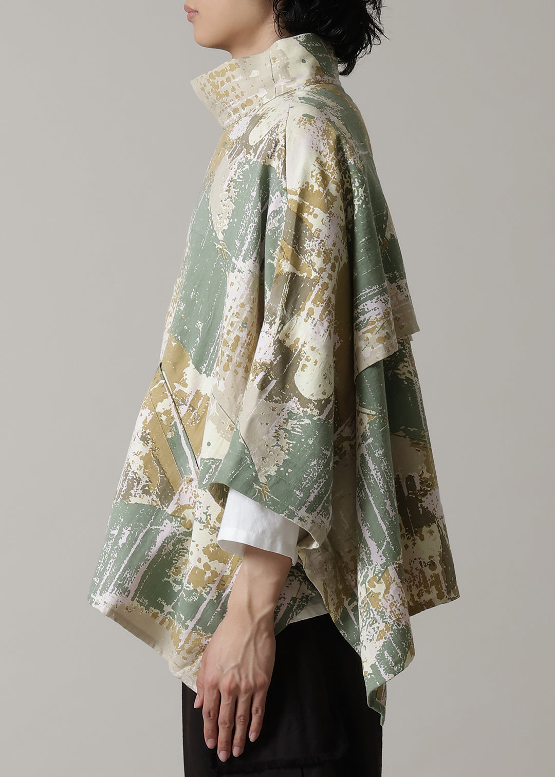 Matou Poncho Printed Khadi Modal