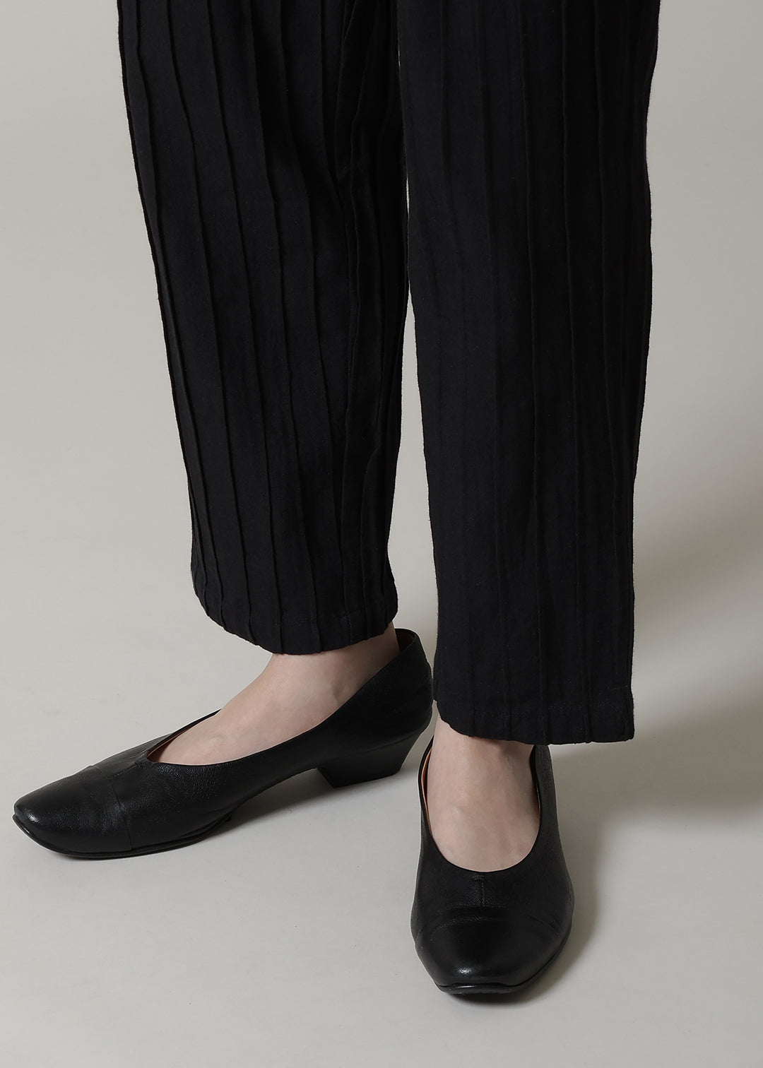 Kaname Pintuck Pants Linen Khadi