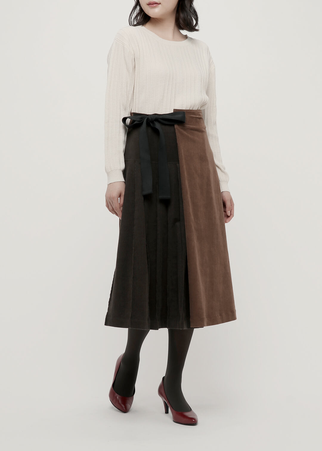 Corduroy Two-tone Pleat Skirt